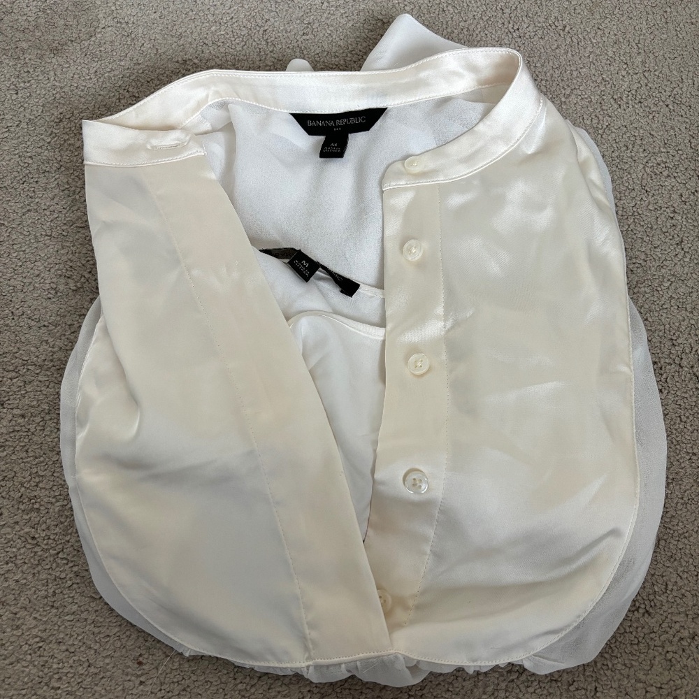 Banana republic Woman’s Bib Blouse. Long Sleeve. Beige/off-white. Medium.